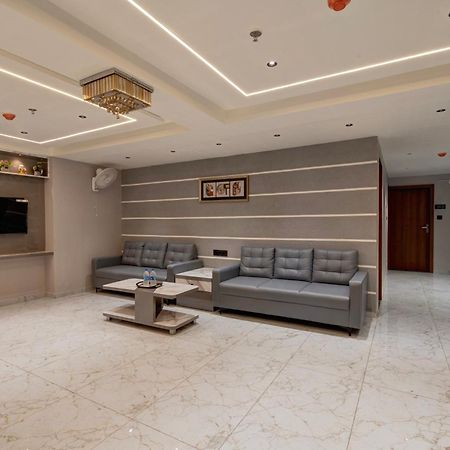 Hotel Shrimad Villa Gandhinagar Esterno foto