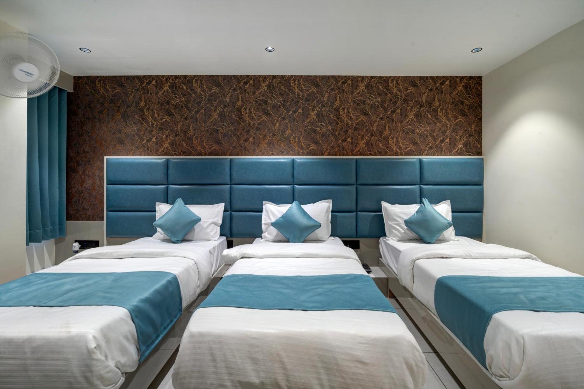 Hotel Shrimad Villa Gandhinagar Esterno foto