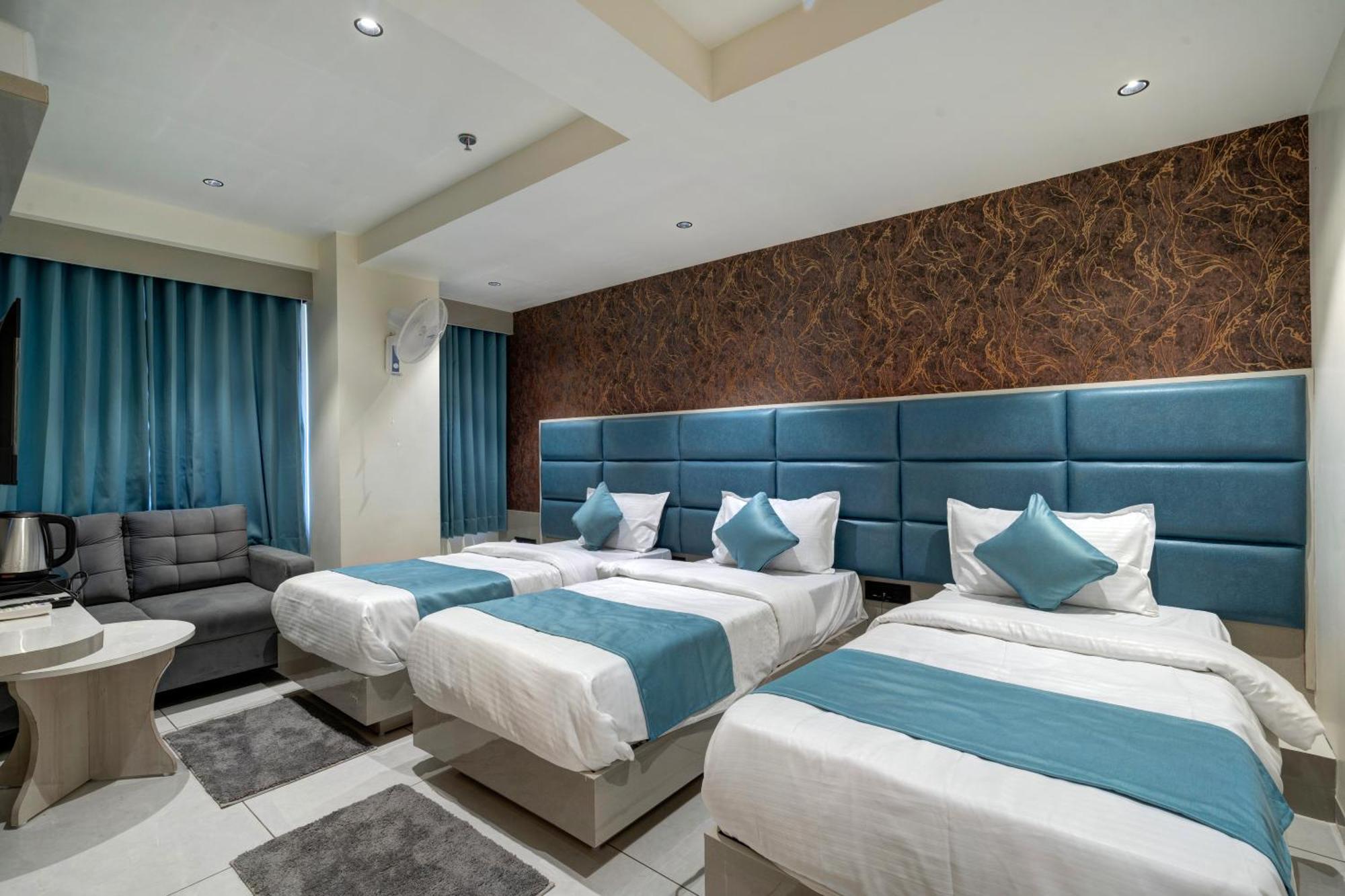 Hotel Shrimad Villa Gandhinagar Esterno foto